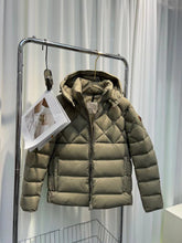 Load image into Gallery viewer, Quilted Winter Coat