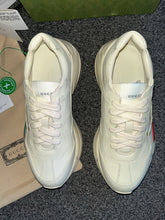 Load image into Gallery viewer, Rhyton Logo Trainer