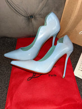 Load image into Gallery viewer, Blue Heels