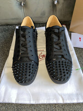Load image into Gallery viewer, Black Patterned Studded Trainers