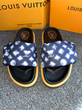 Load image into Gallery viewer, Diamond Elastic Pillow Sliders