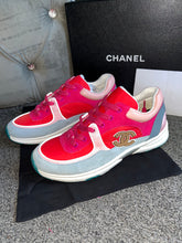 Load image into Gallery viewer, Reflective Colourful C Runner