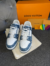 Load image into Gallery viewer, Blue & White Trainers