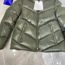 Load image into Gallery viewer, Shinny Mon Winter Coat