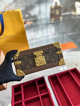 Load image into Gallery viewer, Jewellery Box