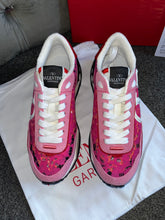 Load image into Gallery viewer, Pink Valentine Trainers