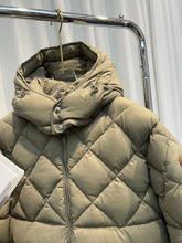 Load image into Gallery viewer, Quilted Winter Coat