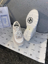 Load image into Gallery viewer, Reflective C Runners