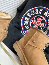 Load image into Gallery viewer, Cross Short Ugg Boots