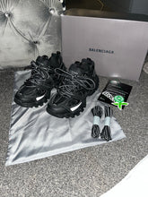 Load image into Gallery viewer, Black Track Trainers