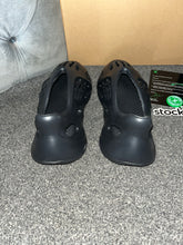 Load image into Gallery viewer, Black Foam Shoes