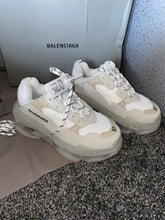 Load image into Gallery viewer, Triple Trainers - Light Tan