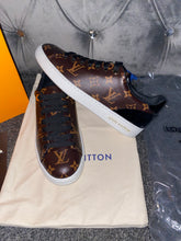 Load image into Gallery viewer, Frontrow Trainers