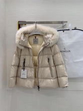 Load image into Gallery viewer, Fox Fur Coat
