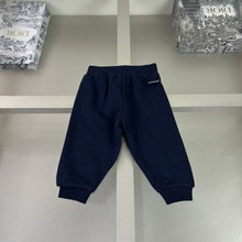 Load image into Gallery viewer, Kids M Tracksuit
