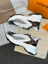 Load image into Gallery viewer, Louis Trainers
