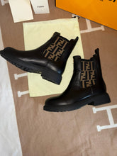 Load image into Gallery viewer, Black Leather FF Boots
