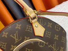 Load image into Gallery viewer, Louie Oval Bag

