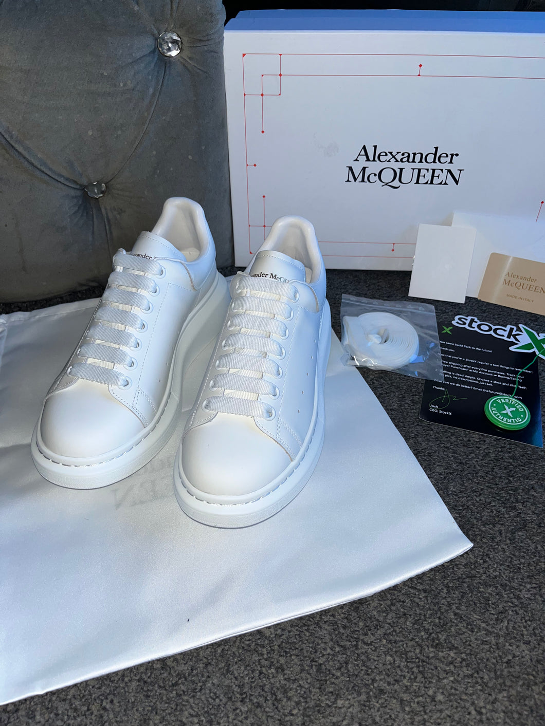 All White Queens
