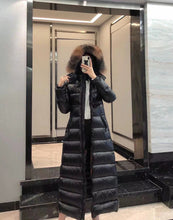 Load image into Gallery viewer, Long MM Winter Coat
