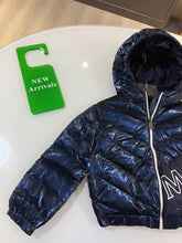 Load image into Gallery viewer, Shinny Winter Coat
