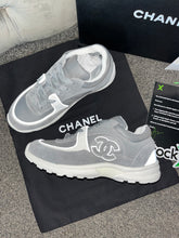 Load image into Gallery viewer, Grey C Runner Trainers

