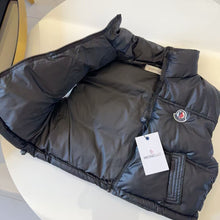 Load image into Gallery viewer, Kids Black Bodywarmer
