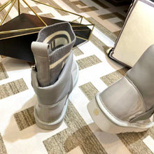 Load image into Gallery viewer, Sock All In One Boots
