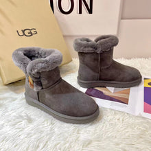 Load image into Gallery viewer, Plain Boots
