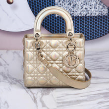 Load image into Gallery viewer, Lady Bag Gold
