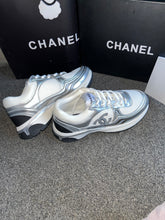 Load image into Gallery viewer, Silver C Trainers
