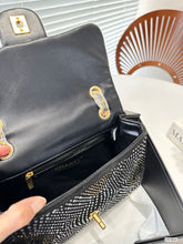 Load image into Gallery viewer, Diamond CC Bag
