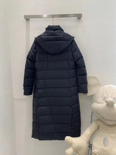 Load image into Gallery viewer, Long Burbe Coat
