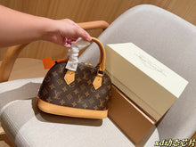 Load image into Gallery viewer, Alma BB Handbag
