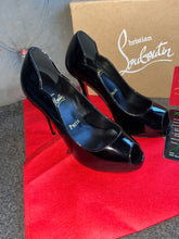 Load image into Gallery viewer, Black Open Toe Heels
