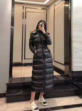 Load image into Gallery viewer, Long MM Winter Coat
