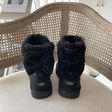 Load image into Gallery viewer, Bow Boots
