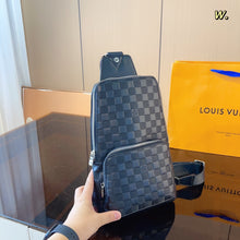 Load image into Gallery viewer, Leather Manbag
