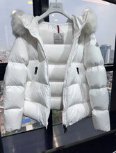Load image into Gallery viewer, Thick Fur Hood Coat
