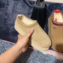 Load image into Gallery viewer, Thick Tazmin Slippers
