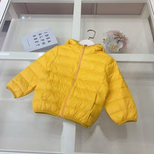 Load image into Gallery viewer, Kids M Winter Jacket
