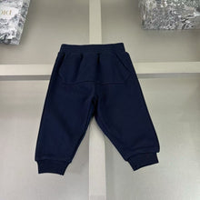 Load image into Gallery viewer, Kids M Tracksuit
