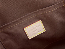 Load image into Gallery viewer, Louie Oval Bag
