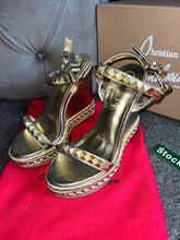Load image into Gallery viewer, Gold Wedge Heels
