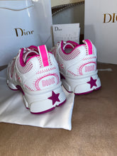 Load image into Gallery viewer, CD Star Trainer
