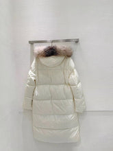 Load image into Gallery viewer, Long Fur Hood Coat
