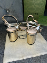 Load image into Gallery viewer, Gold G Heels

