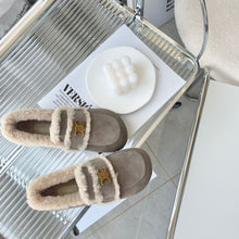 Load image into Gallery viewer, Celinee Slippers
