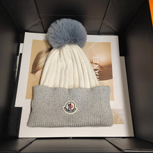 Load image into Gallery viewer, Bobble Winter Hat
