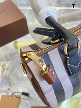 Load image into Gallery viewer, Burbe Tote Bag
